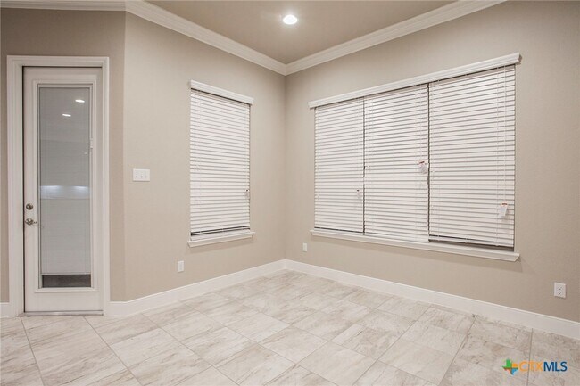 Building Photo - 549 Wills Pt Wy