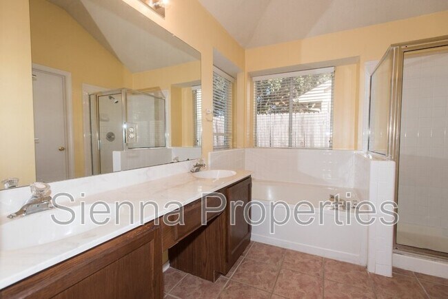 Building Photo - 6040 Abilene Trl