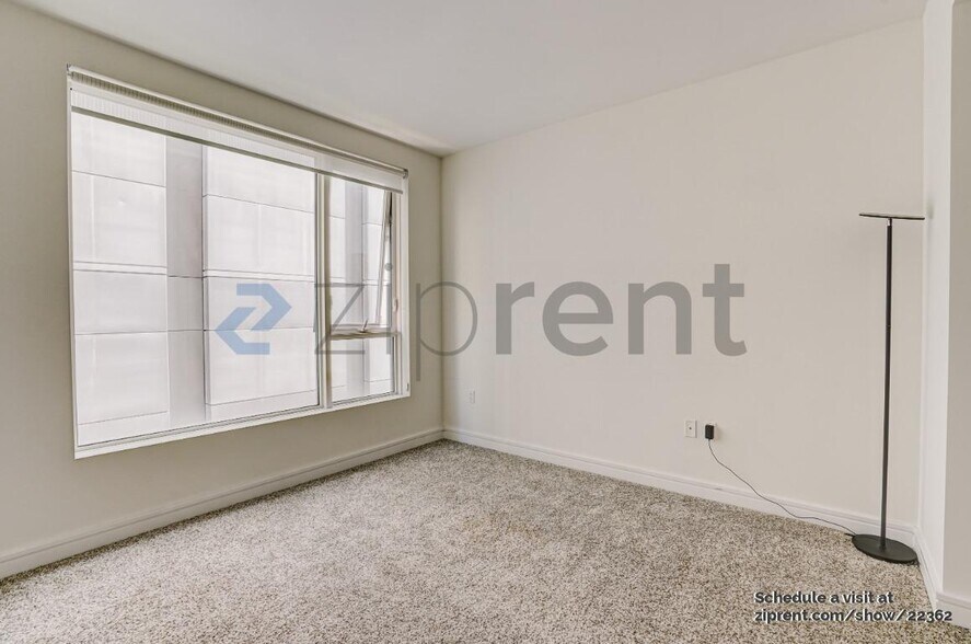 Building Photo - 631 Folsom St