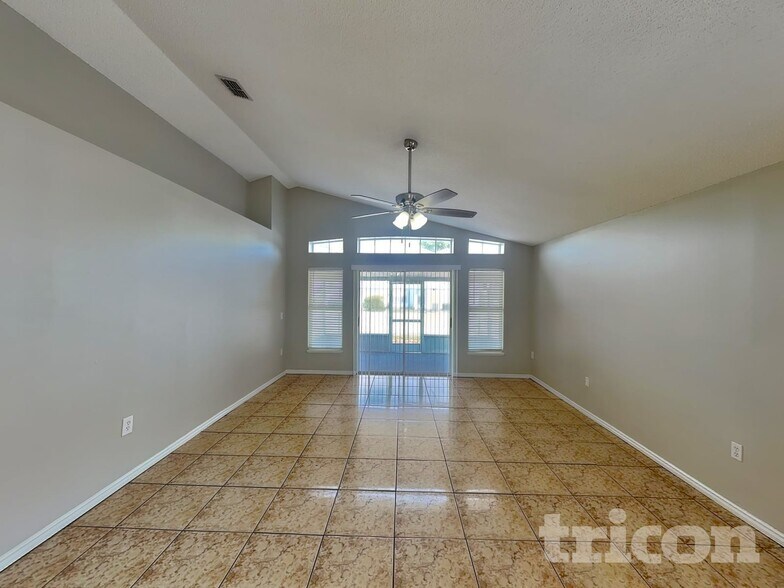 Building Photo - 12617 Parkbury Dr