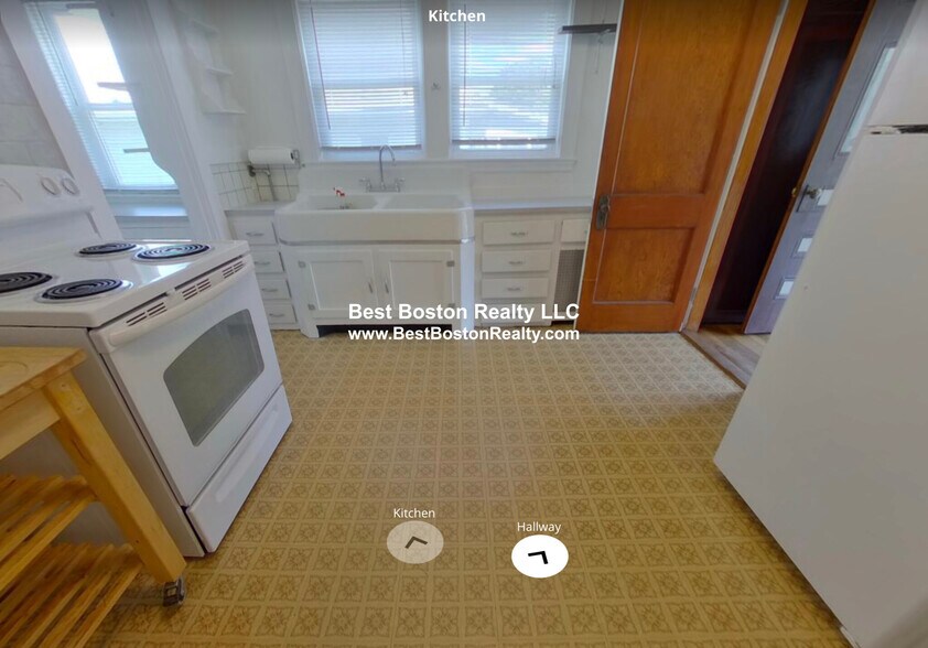 Building Photo - 62 Newport St