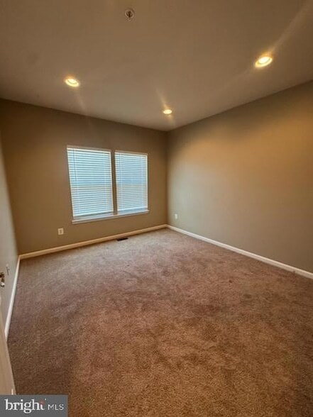 Building Photo - 1477 Braden Loop