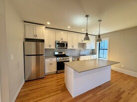 Building Photo - 3 Bartlett-Rent Specials!!