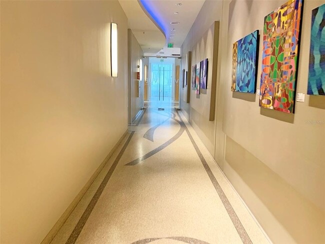 Building Photo - 150 E Robinson St