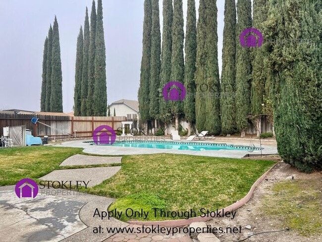 Building Photo - 3840 Rockford Dr