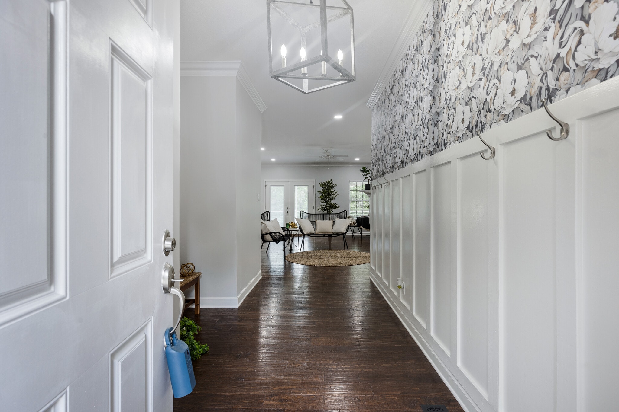 Main level entry - 57 Riverview Dr