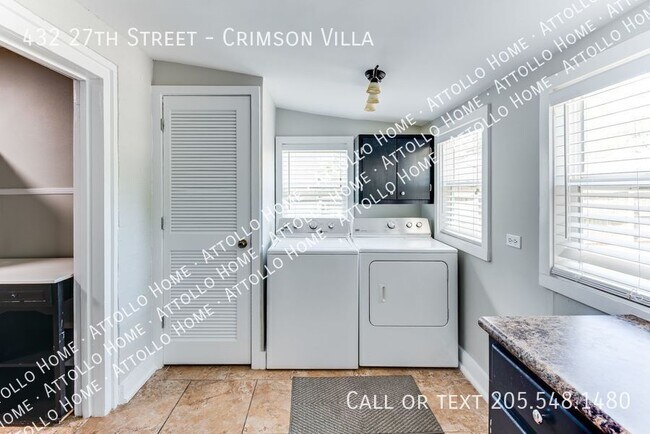 Building Photo - 432 27th St