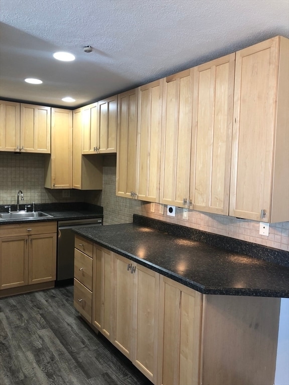 Building Photo - 271 Boston Post Rd E