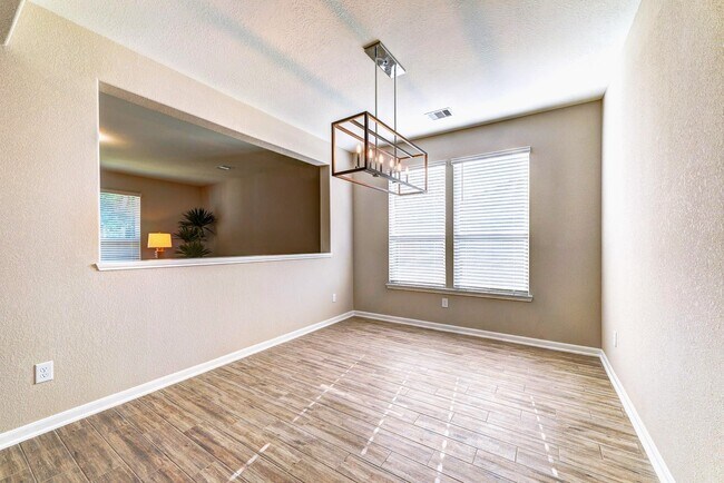 Building Photo - 22635 Strathmore Dr