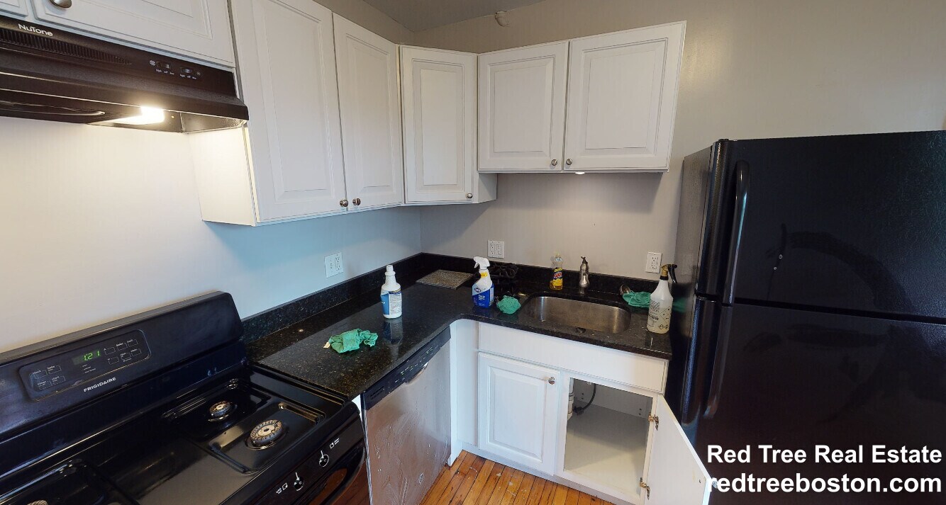 Building Photo - 50 Hancock St