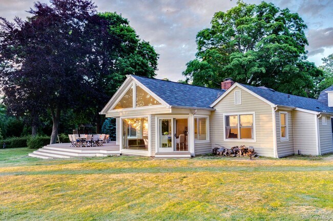 Building Photo - 140 Old Winkle Point Rd