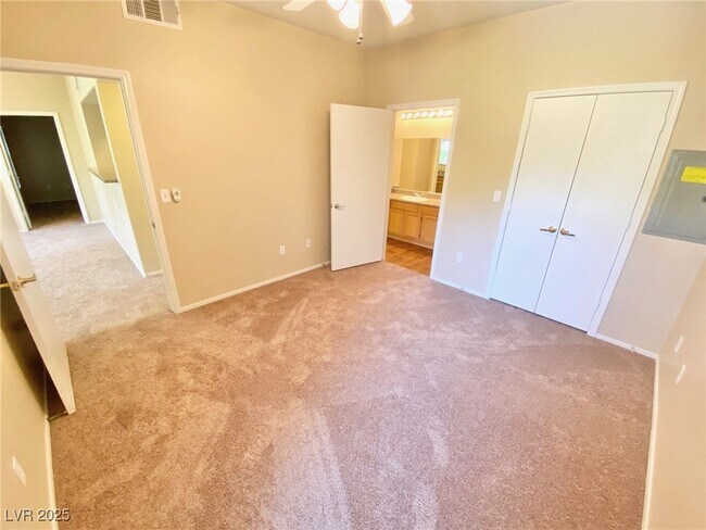 Building Photo - 45 Maleena Mesa St