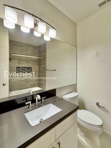 Building Photo - 10796 Sabre Hill Dr