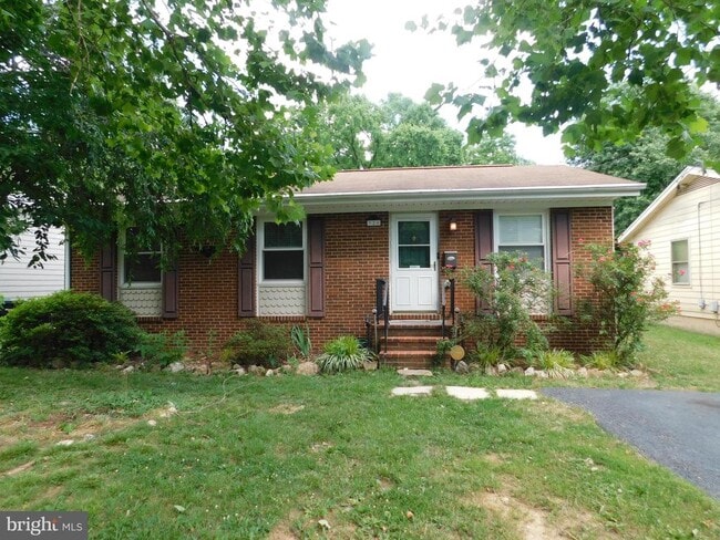 Building Photo - 320 Opequon Ave