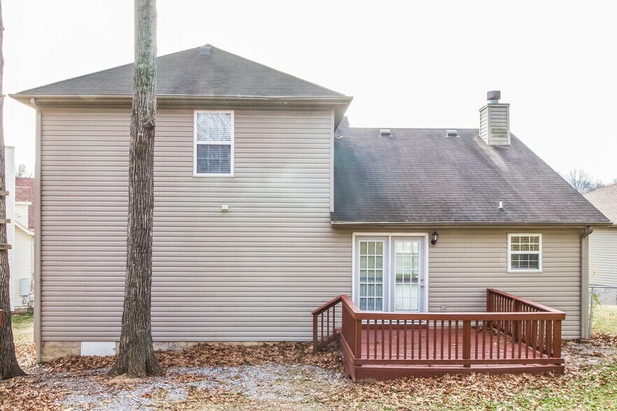 Building Photo - 4465 Winton Dr