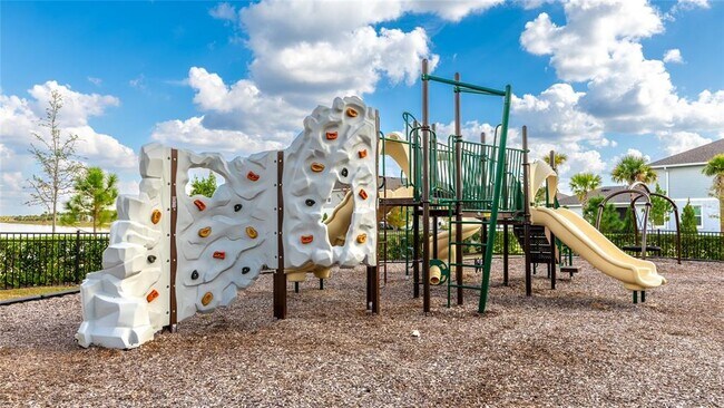 Building Photo - 1808 Fender Ln