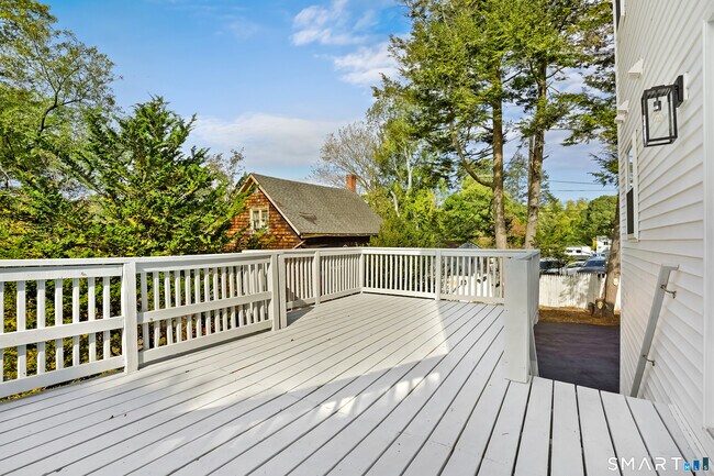 Building Photo - 173 Wellsville Ave