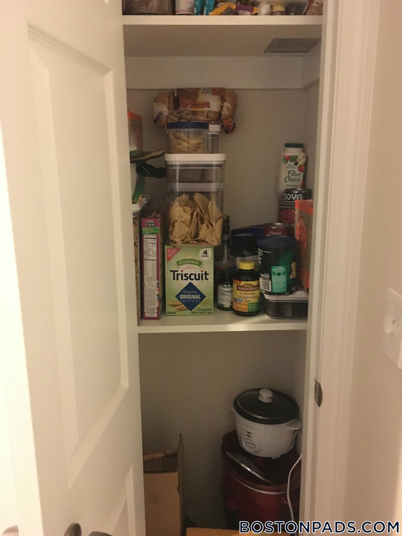 Building Photo - 506 E Broadway