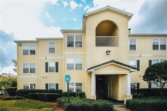 Building Photo - 18302 Bridle Club Dr