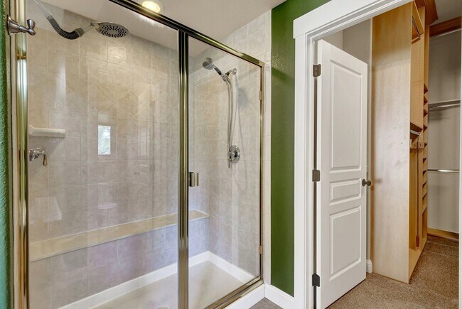 Building Photo - 2908 Glen Arbor Dr