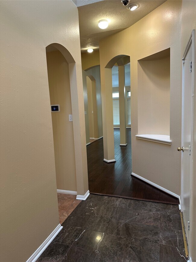Building Photo - 4530 Plantation Pass Dr