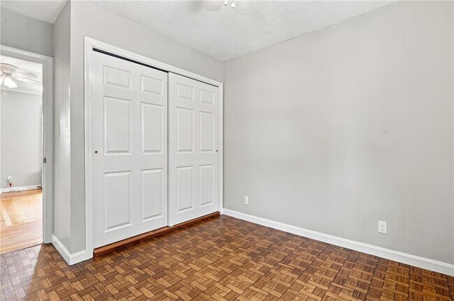 Building Photo - 51 Pettaconsett Ave