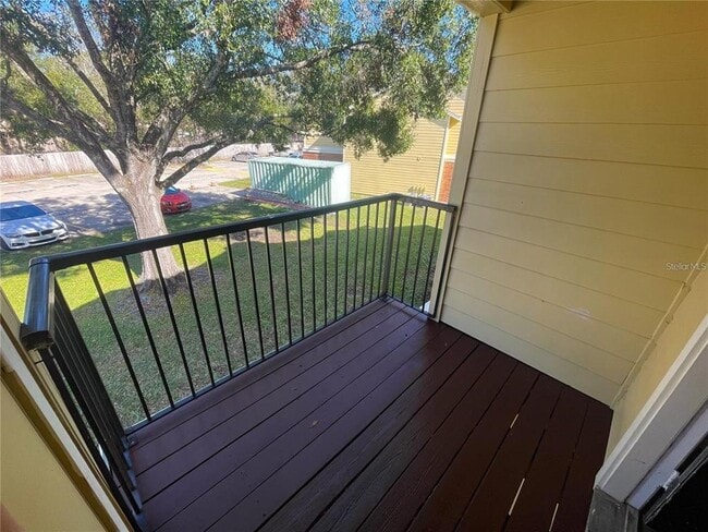 Building Photo - 8722 Mallard Reserve Dr