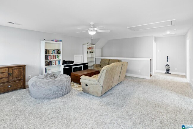 Building Photo - 2024 Adams Ridge Dr