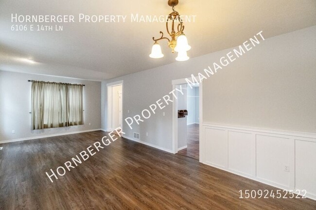 Building Photo - 6106 E 14th Ln
