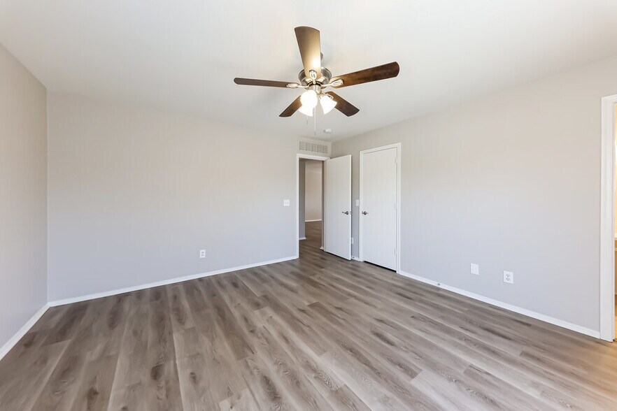 Building Photo - 3033 W Desert Vista Trail