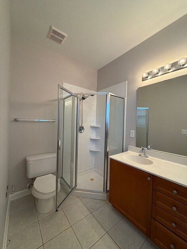 Building Photo - T.R. Lawing Realty Property
