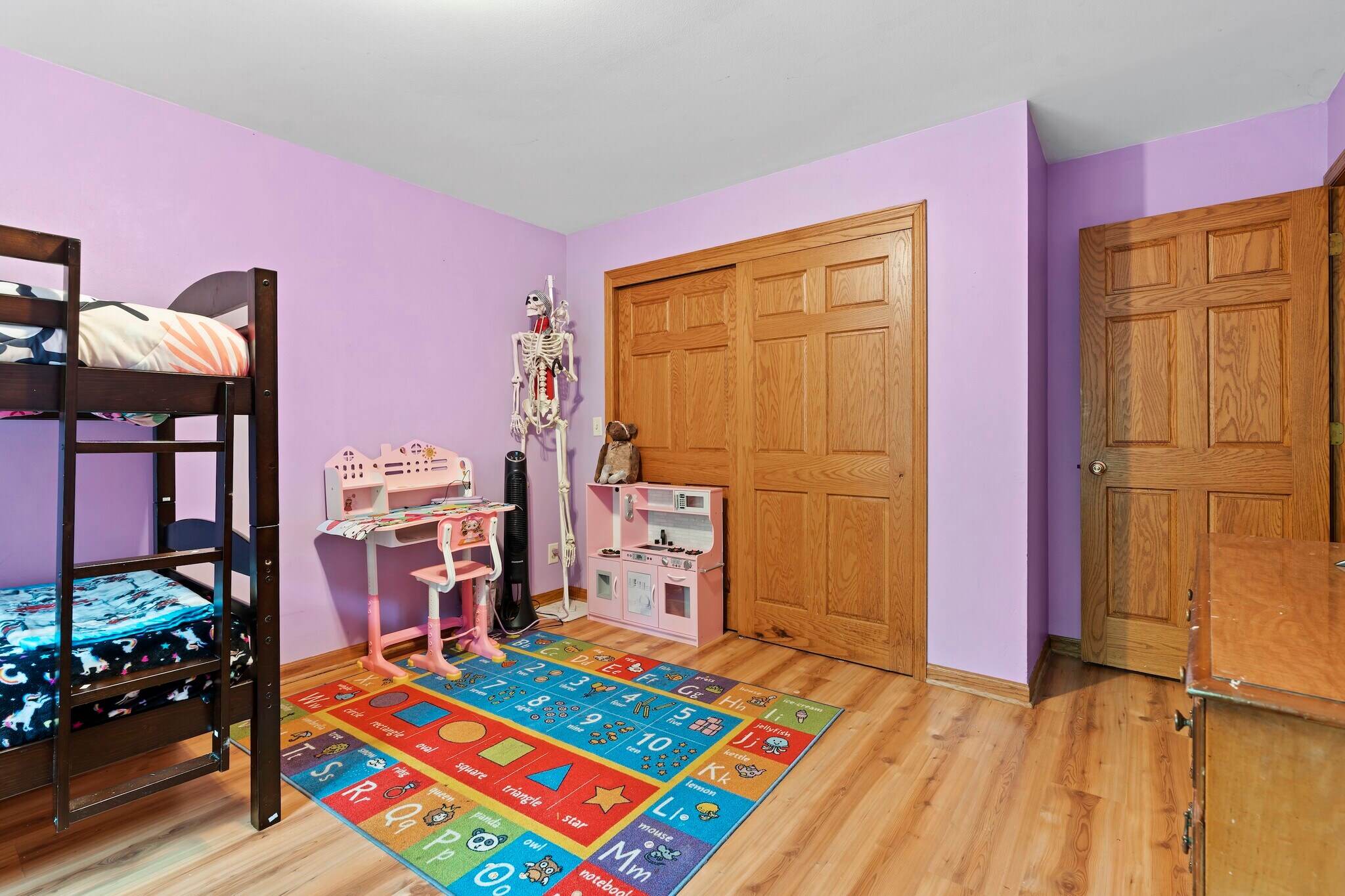 Room #3 - 21335 Northcape St