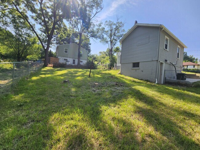 Building Photo - Cozy 1 Bedroom 1 Bath Home