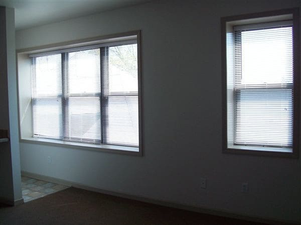 Building Photo - 2 br, 1 bath Apartment - The Grand