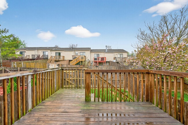 Building Photo - 2563 Crusaders Way