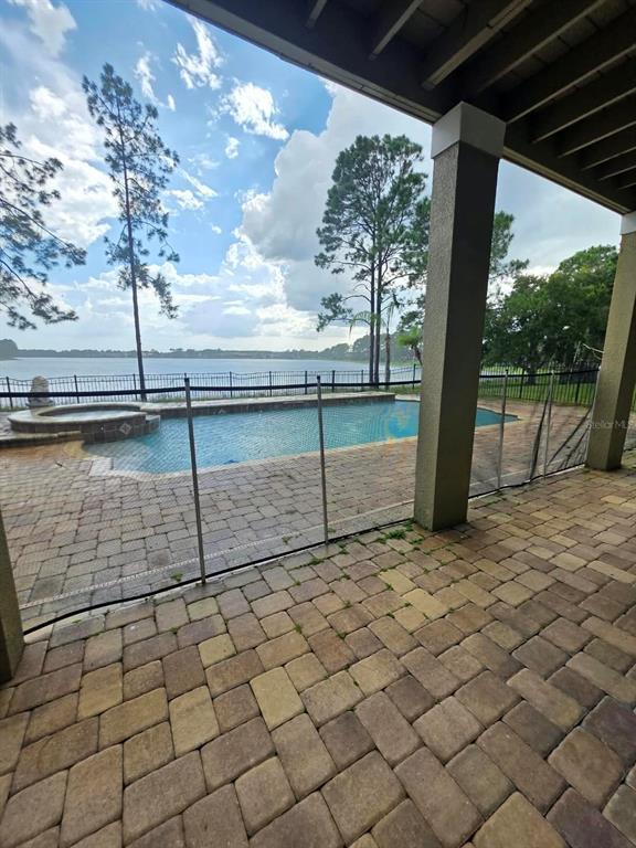 Building Photo - 14710 Cableshire Way