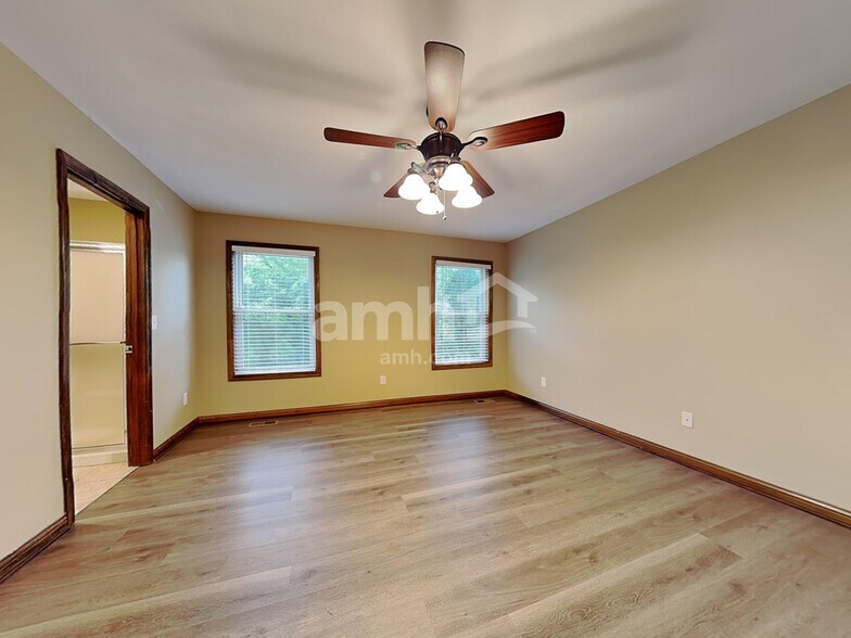 Building Photo - 763 Bristol View Dr