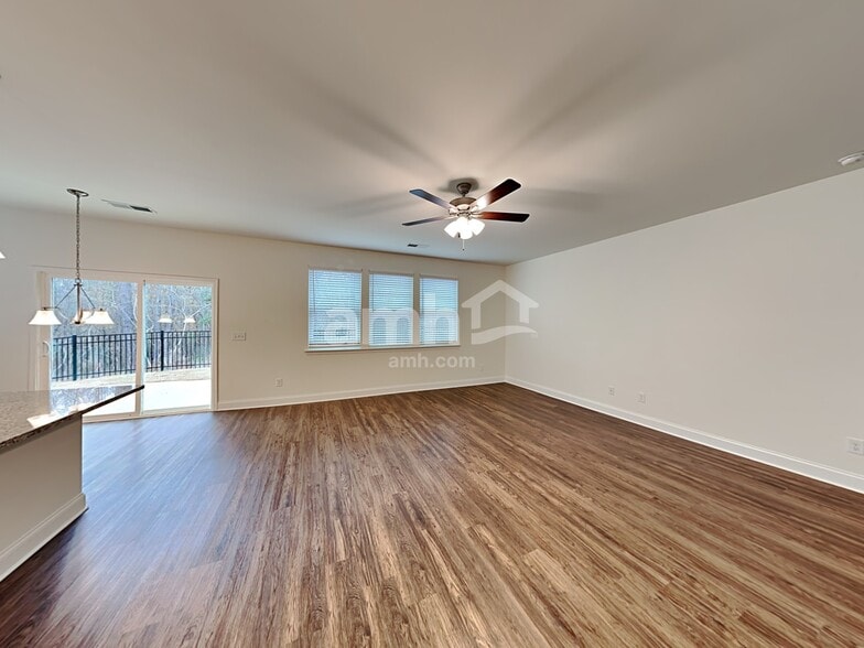 Building Photo - 1350 Ashlyn Ct