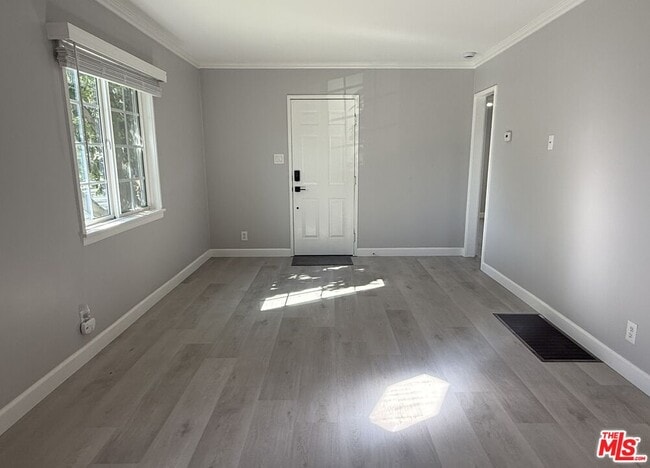 Building Photo - 5510 Beck Ave