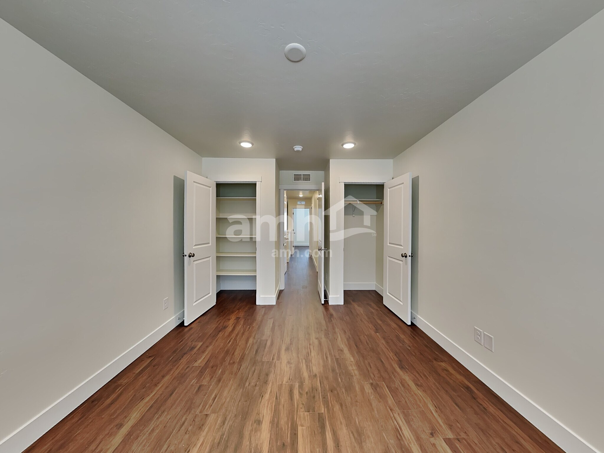 Building Photo - 886 N Rivermist Pl