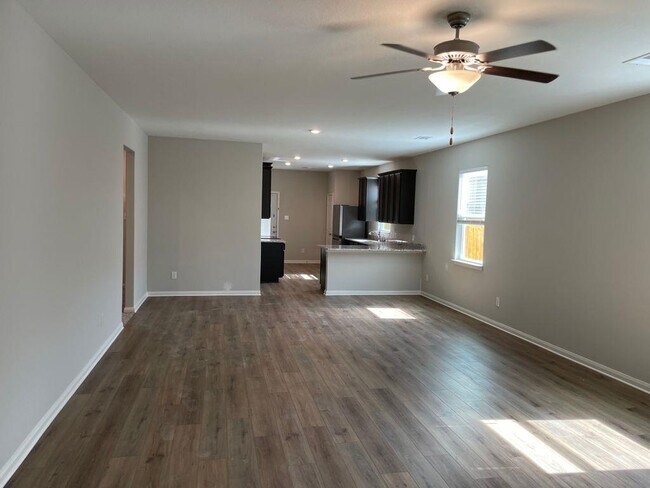 Building Photo - 109 Declaration Ln