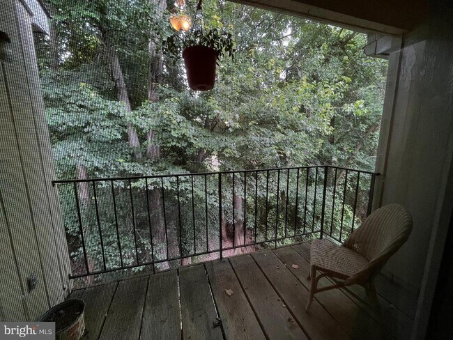 Building Photo - 7746 New Providence Dr