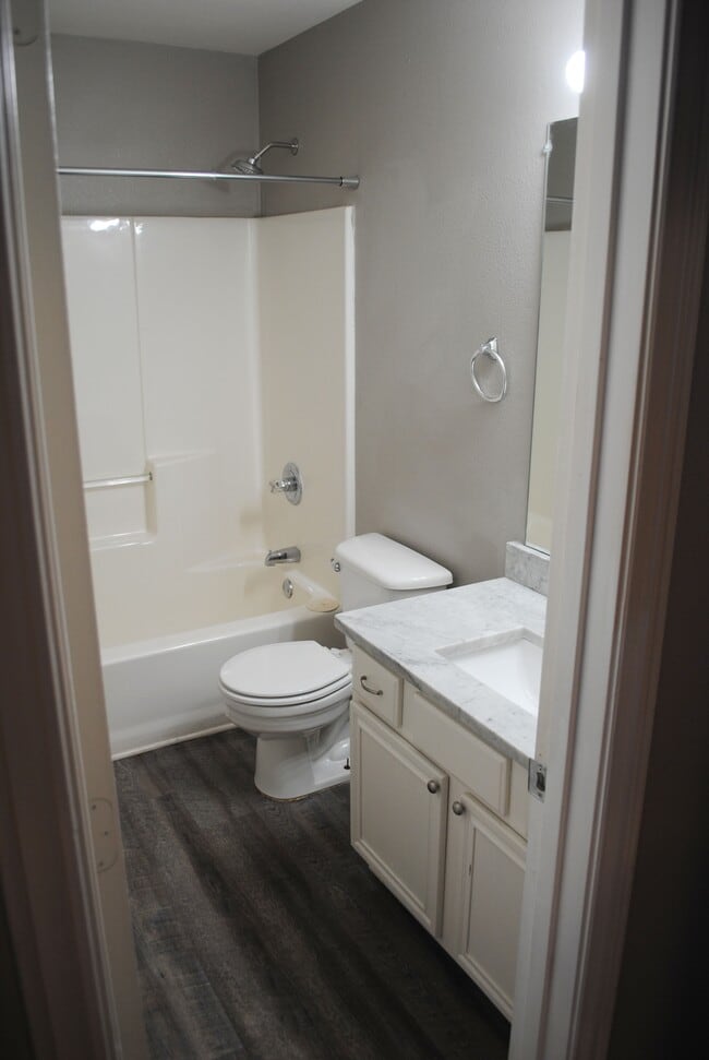 Hall full bath - 341 Port O Conner Dr
