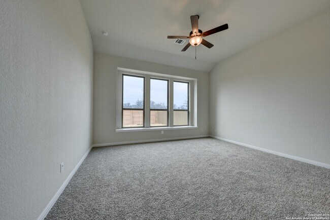 Building Photo - 9007 Shady Mountain