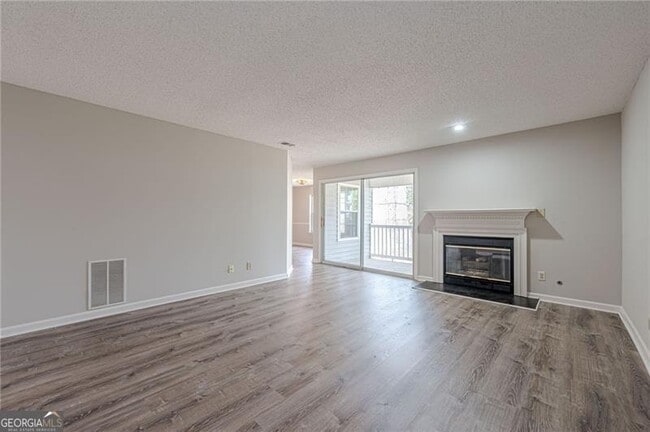 Building Photo - 6034 Coventry Cir