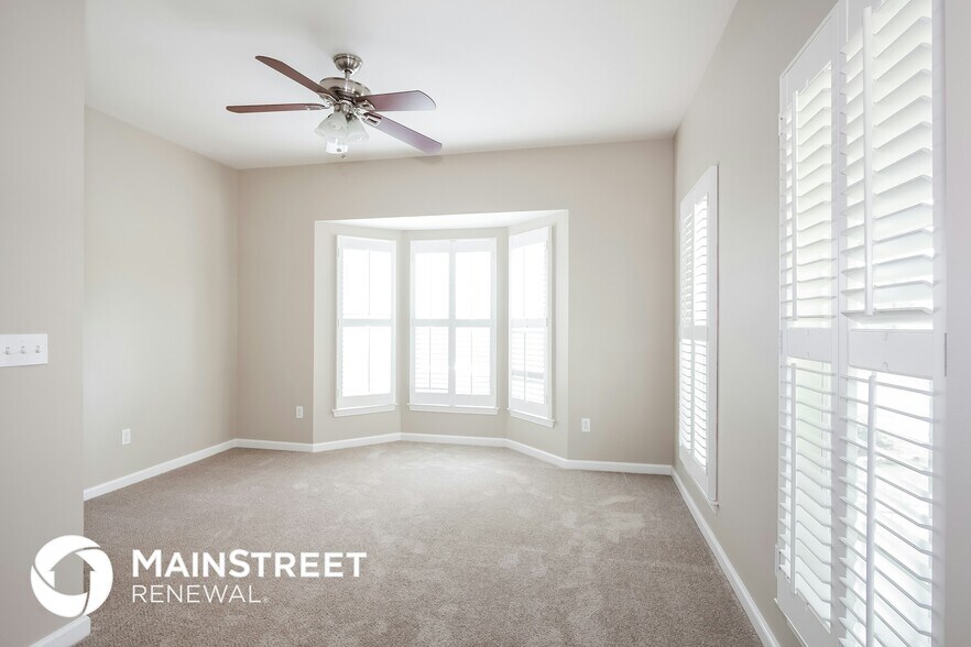 Building Photo - 2582 Laurelview Dr NW