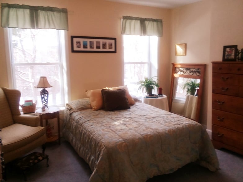 Building Photo - 165 Johnston St