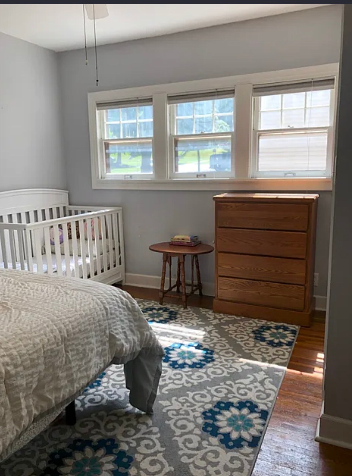 Building Photo - 313 E Rock St