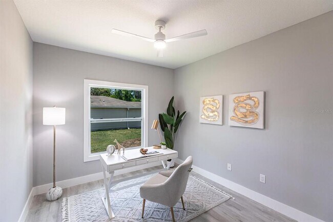 Building Photo - 12123 Platano Dr