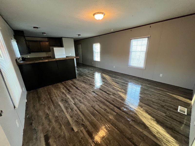 Building Photo - 177 Peach St